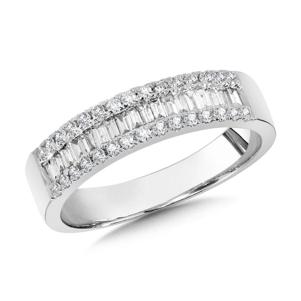 Baguette Diamond Anniversary Band (1/2 ctw)