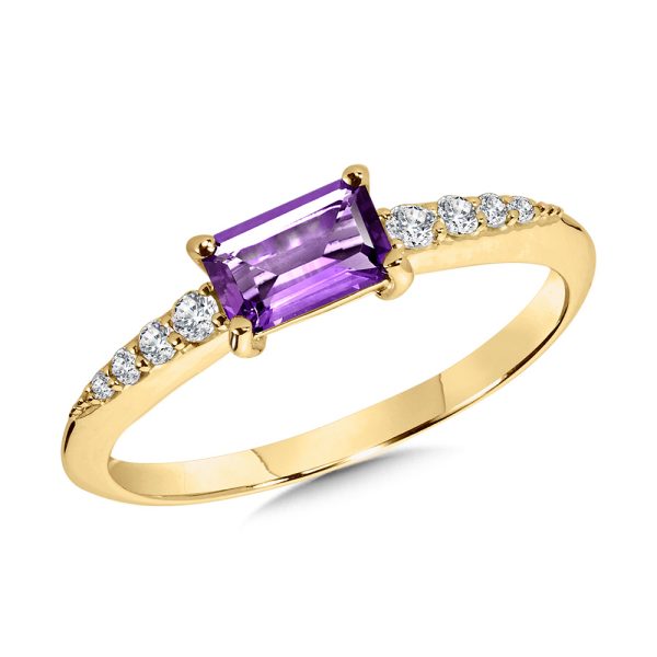 Baguette Cut Amethyst & Graduating Diamond Ring