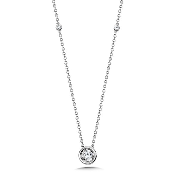 Bezel-Set Diamond Star Solitaire Necklace (1/10 ctw)